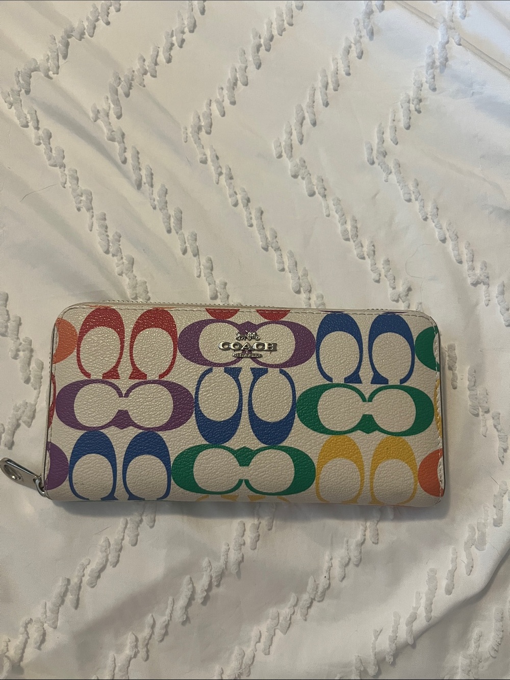 Coach Rainbow Signature Zip Wallet - Multicolor